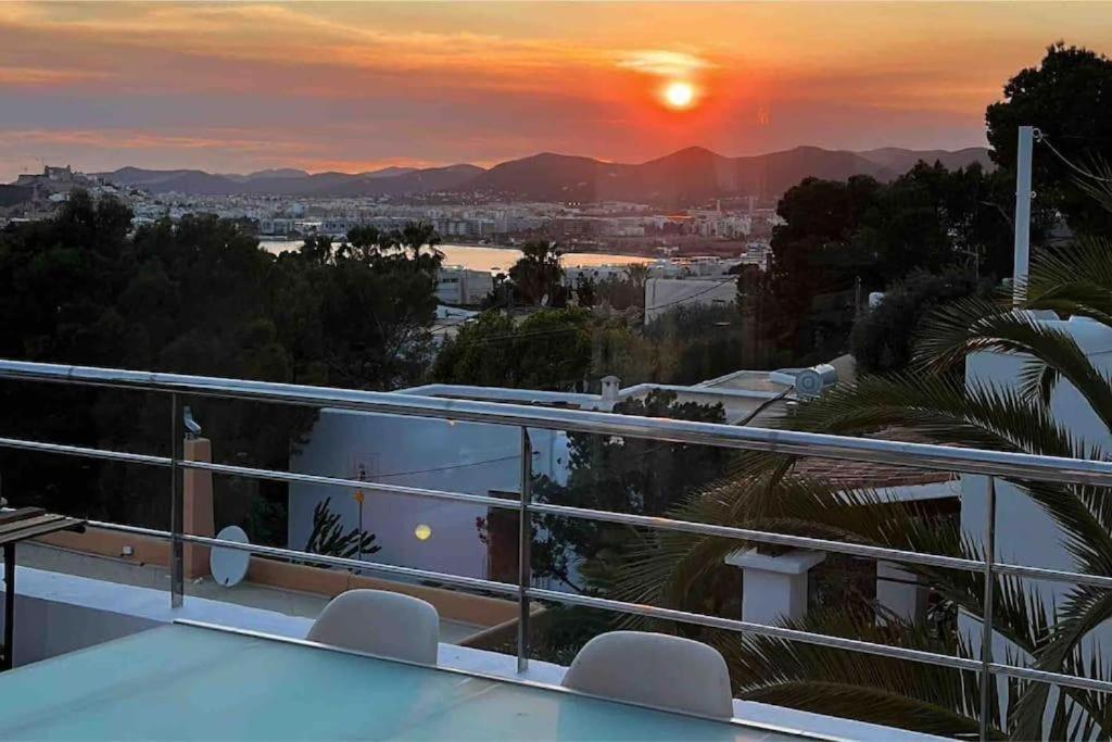 Villa Rosita Ibiza ตาลามันกา ภายนอก รูปภาพ